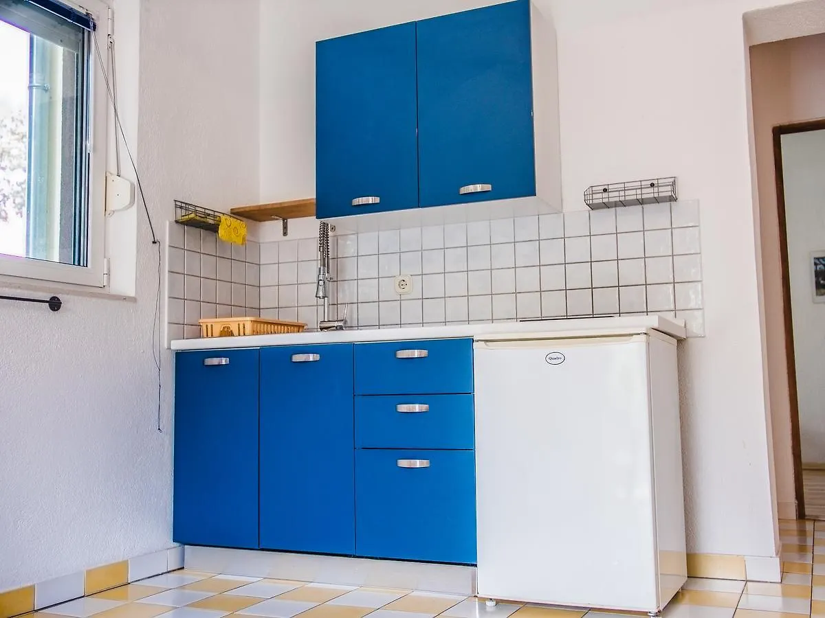 Apartments Yvonne Pakostane 0*,  Croatia